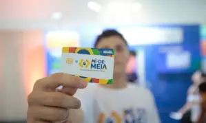 Calendário de pagamentos do Pé-de-meia em outubro e quem pode receber