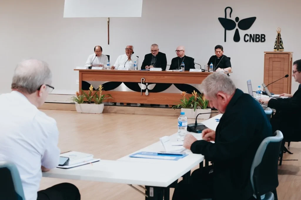 CNBB define quem pode se pronunciar oficialmente em seu nome após carta de bispos