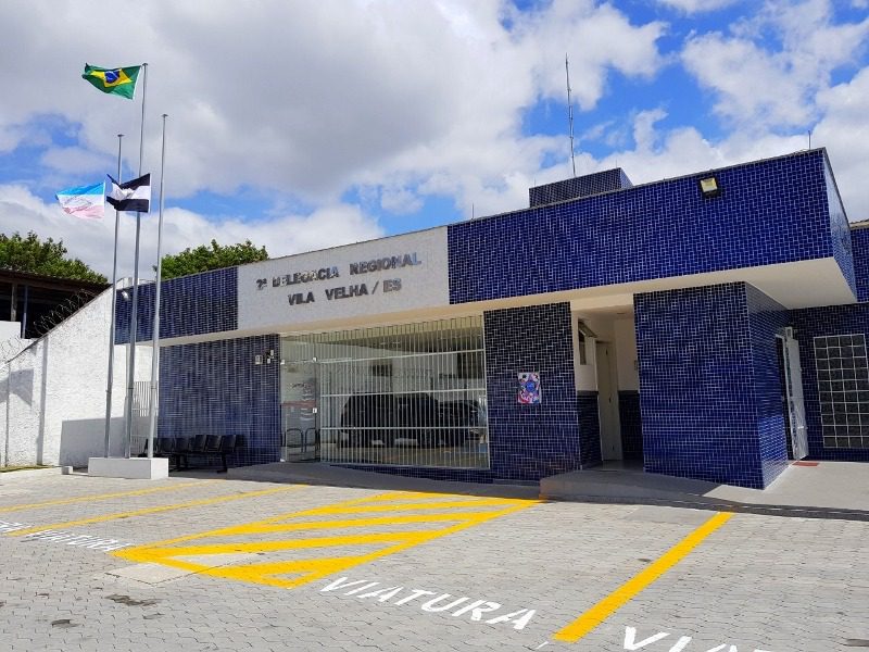 Funcionário é detido por roubo de R$ 50 mil de residência em Vila Velha