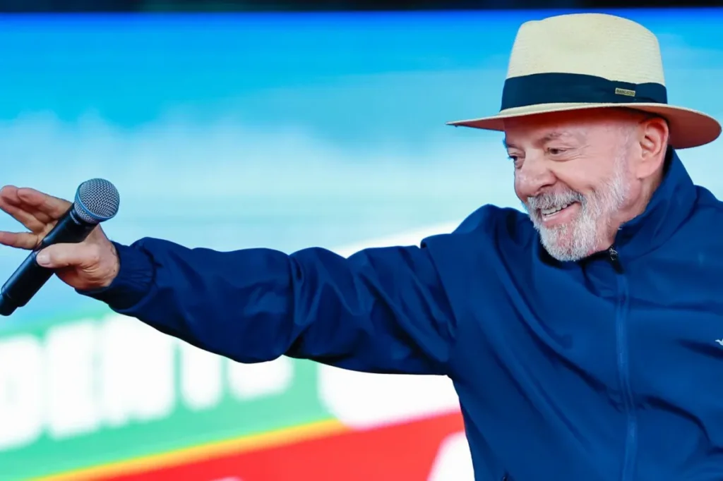 Lula enfrenta queda de votos em pequenas cidades e Flávio Bolsonaro se destaca nas urnas