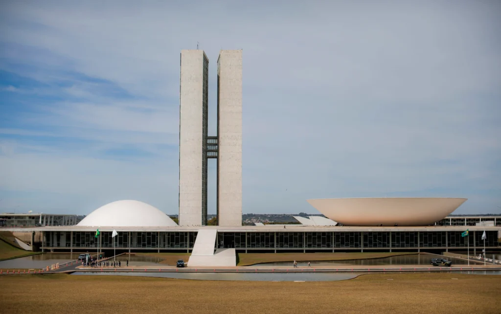 Reeleição no Senado: 14 dos 32 senadores conquistam novo mandato