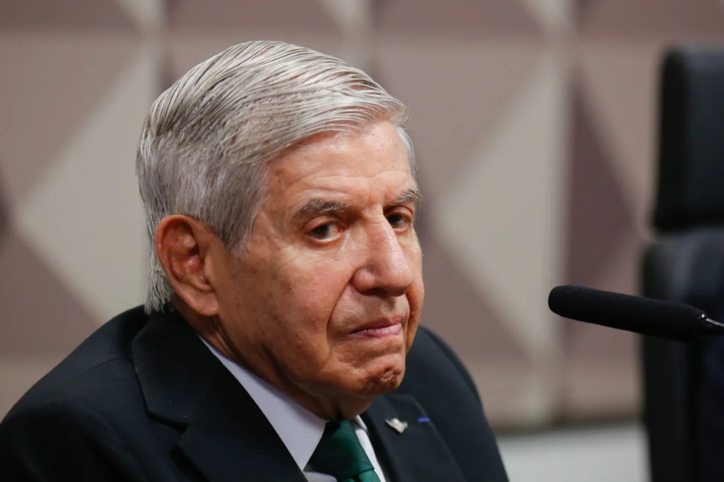 Supremo autoriza Augusto Heleno a realizar tratamento médico fora da prisão