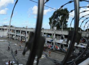 Ações contra contrabando em presídios do Rio de Janeiro visam desarticular facções criminosas