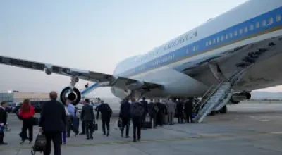 Air Force One se torna isca em meio a ameaças contra Trump
