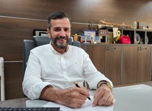 Álvaro Duboc deixa coordenação da campanha de Ricardo Ferraço; entenda os motivos e novos responsáveis