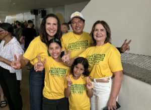 Após votar em Vila Velha, Maguinha Malta declara estar com a consciência tranquila para 2026