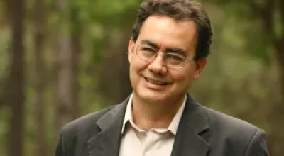 Augusto Cury é oficializado como candidato à presidência pelo Avante em convenção