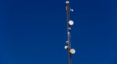 Brasil se destaca globalmente em 5G e TV digital, afirma Anatel