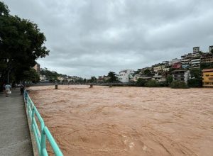Cachoeiro debate estratégias para enfrentar enchentes e deslizamentos
