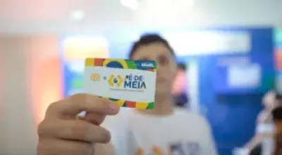 Calendário de pagamentos do Pé-de-meia em outubro e quem pode receber