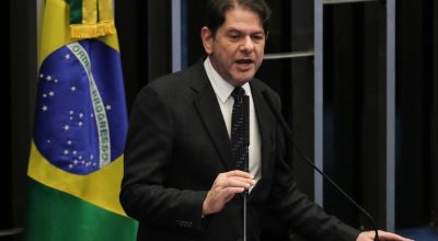 Cid Gomes se destaca na corrida ao Senado no Ceará, aponta pesquisa recente