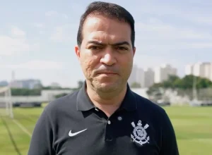 Crise no timão resulta na demissão do executivo marcelo paz após nove jogos sem vencer
