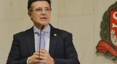 Deputado do PL é investigado por lesão corporal após disparo que atingiu apresentador Fred