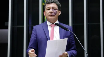 Deputado Reginaldo Lopes assume presidência da comissão sobre taxa de importação