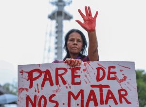 Dias de jogos de futebol registram alta de 28,9% em casos de violência contra a mulher