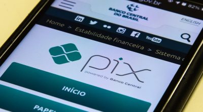 Elo e Futebolcard inovam com PIX por biometria para ingressos esportivos