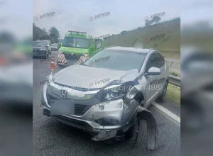 Engavetamento de veículos gera 5 km de congestionamento na Rodovia Castello Branco