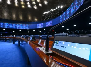 Entenda as funções dos senadores e as mudanças nas eleições de 2026