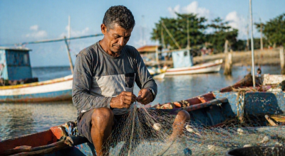 Espírito Santo cria programa de fornecimento gratuito de gelo para pescadores artesanais