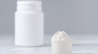 Estudo revela que creatina aumenta força muscular mesmo em sedentários