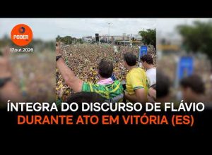 Flávio Bolsonaro promete um Brasil de amor e fala em governar para todos