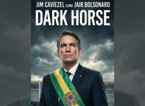 Flávio Dino autoriza compartilhamento de dados da PF sobre filme de Bolsonaro