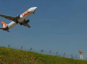 Gol desmente boatos de cortes generalizados de voos rumo ao Nordeste e confirma apenas um caso