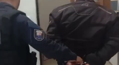 Homem é preso por se passar por policial e ameaçar ex-namorada em Vitória