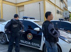 lideranças da facção a operadores financeiros, que realizavam a fragmentação dos