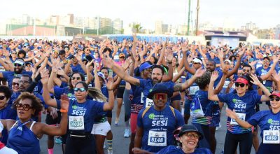 ato de empatia na Maratona de Boston. Interesse feminino em esportes tem skate e