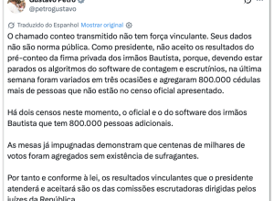 juízes. A declaração foi feita depois de Abelardo de la Espriella , da direita