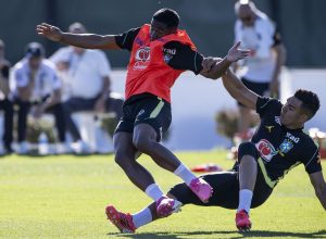 Ancelotti faz testes em treino do Brasil antes de amistoso contra o Egito
