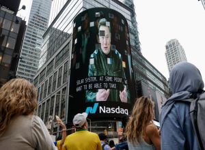 outro espetáculo global nesta sexta-feira em Nova York: a estreia da SpaceX na b