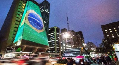 A liminar tem alcance sobre as empresas representadas pela Fiesp e seus sindicatos filiados no Estado. O Ministério do Trabalho e Emprego fica impedido de autuar, multar ou aplicar