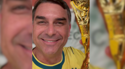 Na imagem, Flávio Bolsonaro em vídeo publicado em suas redes sociais criticando fala de Lula sobre Neymar