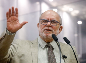 tunidade de conhecer seu caráter, sua generosidade, sua lealdade e seu profundo