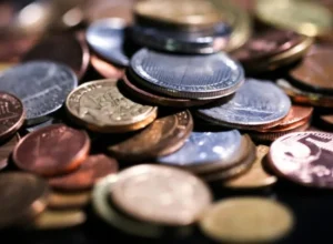 Crédito em atraso no Brasil atingiu maior volume registrado desde o início da série histórica do BC, em 2004