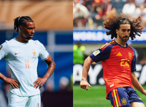 Michael Olise, da França, e Marc Cucurella, da Espanha, em campo pela Copa do Mundo • Fotos: Reprodução/X/@equipedefrance e Reprodução/X/@SEFutbol
