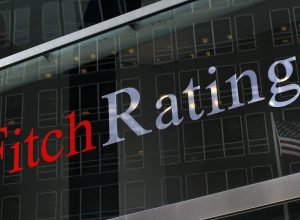 Fitch abandona cenário de guerra como referência para reavaliação de ratings