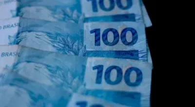 Taxas de Dis sobem em meio a aversão ao risco nos mercados globais