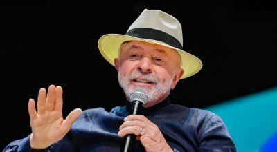 PDT anuncia apoio a Lula e se une ao PT no primeiro turno após 12 anos