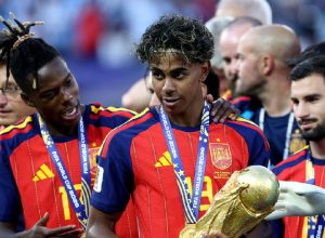 Espanha celebra conquista com atacantes filhos de imigrantes na Copa do Mundo de 2026