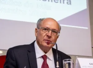 Alckmin destaca crescimento de exportações para a Europa em meio a tarifas dos EUA