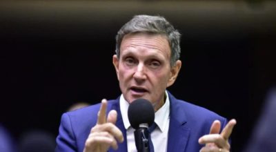 Crivella condenado a indenizar estudante por uso indevido de vídeo em campanha