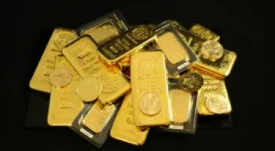 Ouro registra alta impulsionada por novas oportunidades de compra e expectativas do Fed