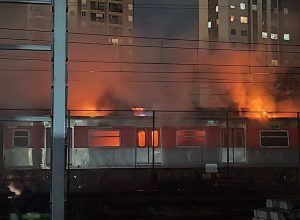 Incêndio em trem interrompe serviços da Trivia Trens em São Paulo