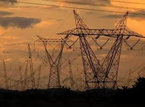 Indústrias brasileiras veem redução de custos com a abertura do mercado livre de energia