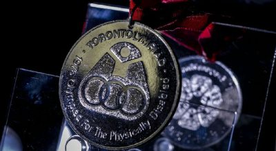 Legado da primeira medalha paralímpica do Brasil é celebrado em homenagem emocionante