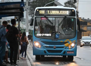 Lula propõe tarifa zero em ônibus a três dias do segundo turno das eleições
