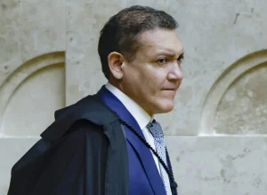 Ministro do TSE autoriza transporte de indígenas para o 2º turno das eleições